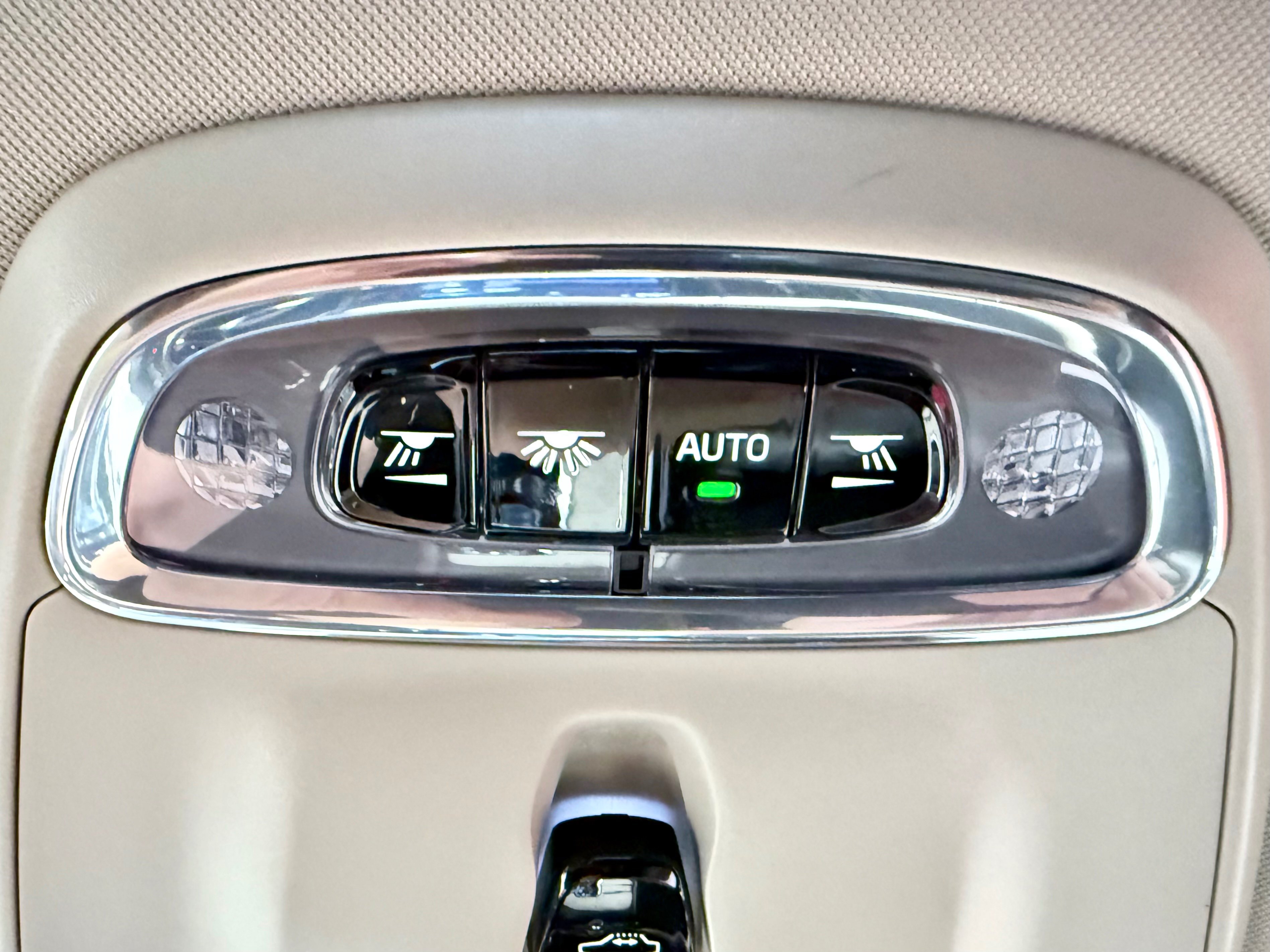 Used 2020 Volvo XC60 T8 Inscription AWD/4WD image 38