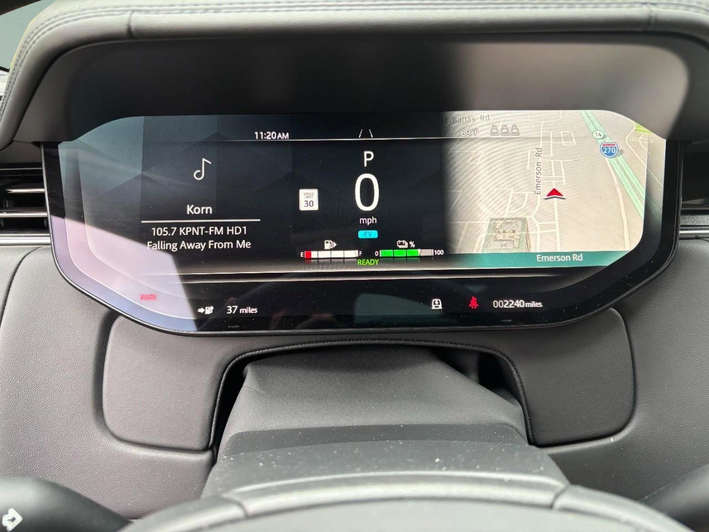 New 2025 Land Rover Range Rover SE image 24