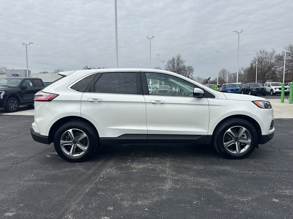 Used 2024 Ford Edge SEL w/ Convenience Package image 6