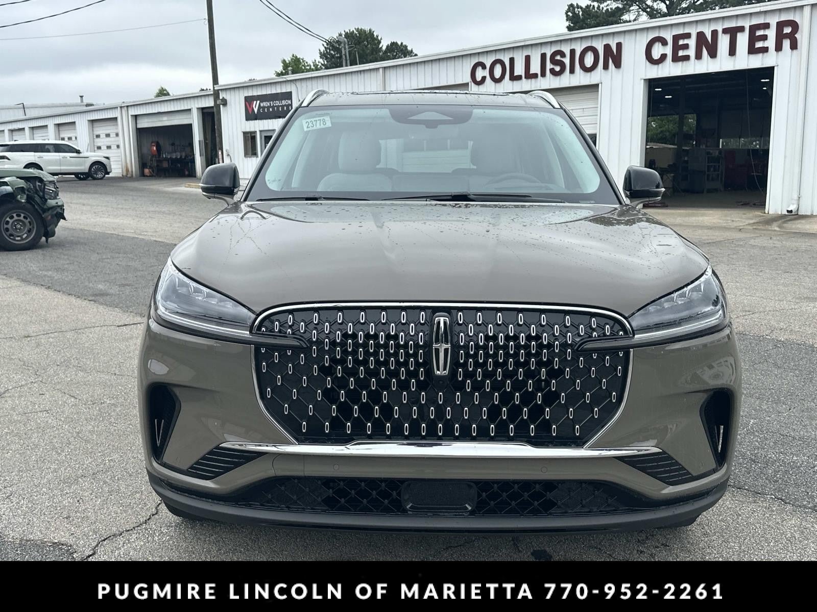 New 2026 Lincoln Aviator Reserve RWD image 2