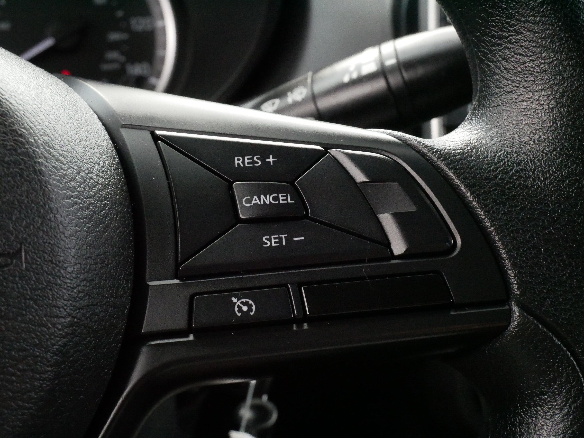 Used 2024 Nissan Versa S w/ Trunk Package FWD image 25