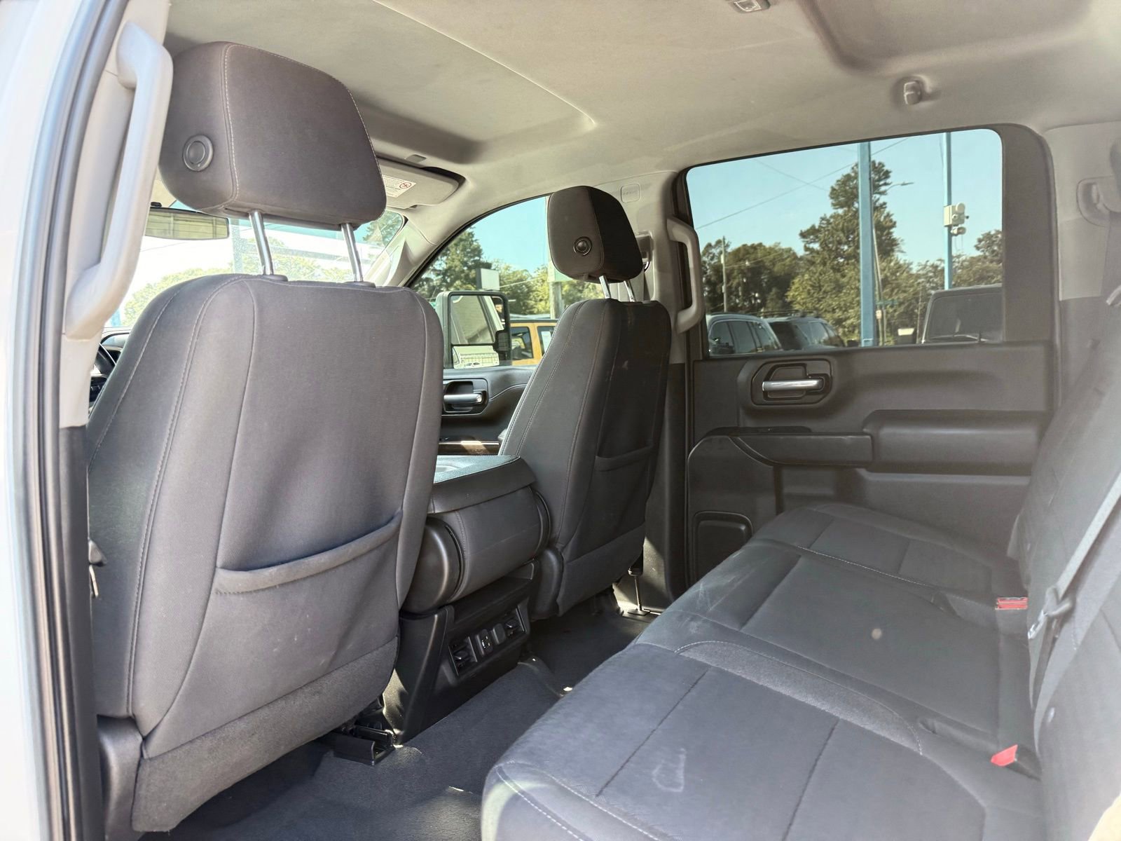 Used 2023 Chevrolet Silverado 2500 LT w/ Convenience Package image 17