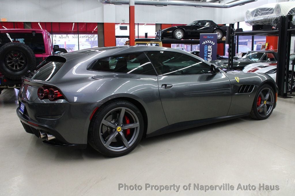 Used 2017 Ferrari GTC4Lusso AWD/4WD image 8