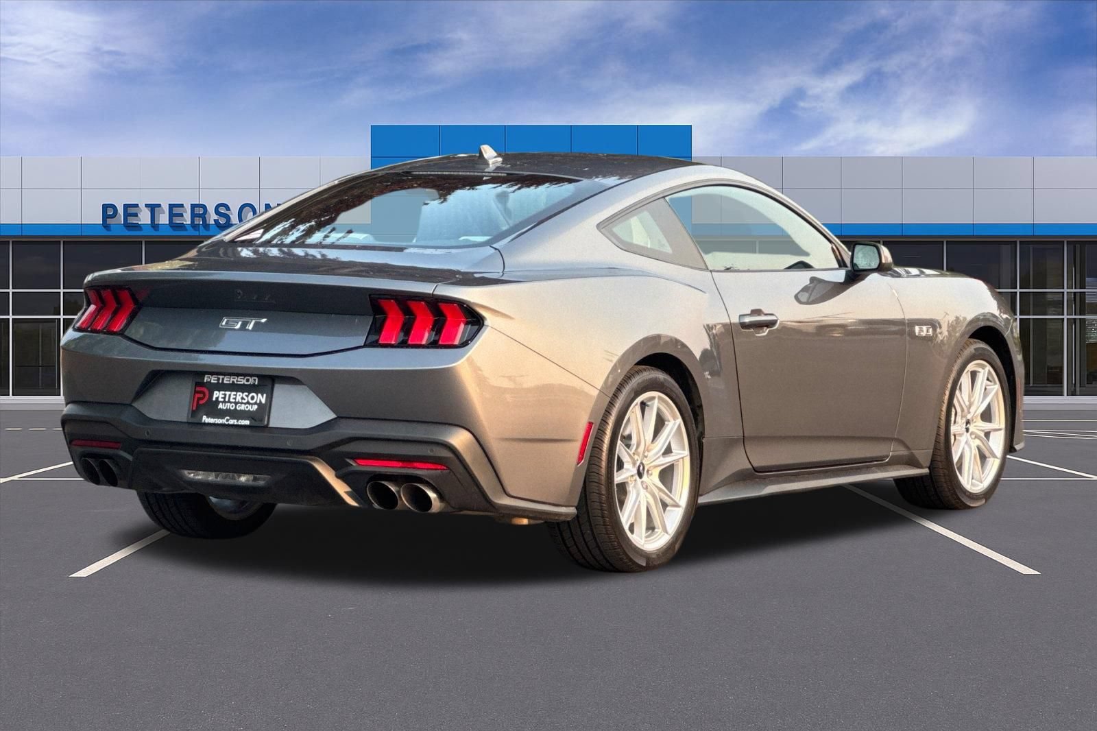 Used 2025 Ford Mustang GT Premium RWD image 4