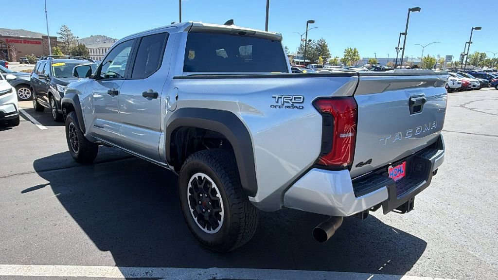 Used 2024 Toyota Tacoma TRD Off-Road AWD/4WD image 5
