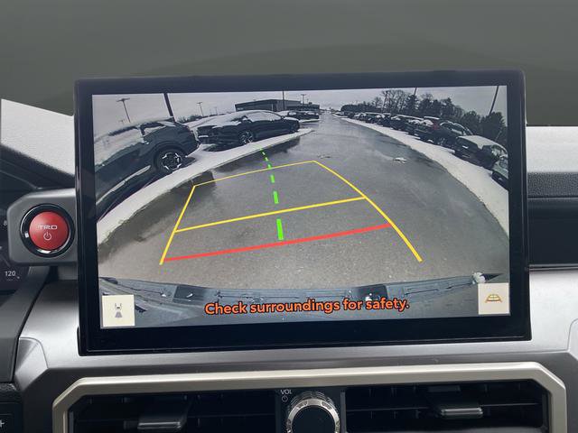 Used 2025 Toyota Tacoma TRD Sport w/ TRD Sport Upgrade Package image 11