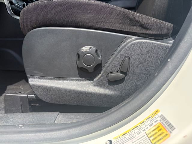 Used 2020 Ford EcoSport SE w/ SE Convenience Package image 24