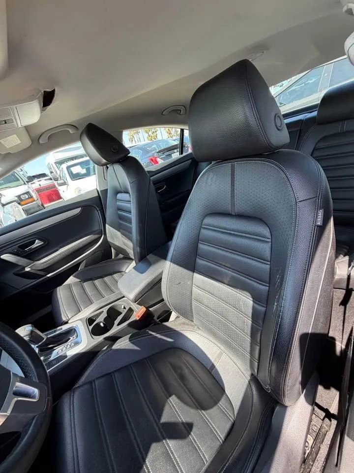 Used 2011 Volkswagen CC Sport FWD image 8