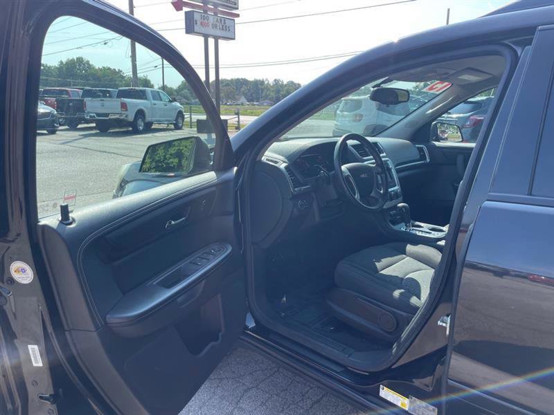 Used 2015 GMC Acadia SLE FWD image 9