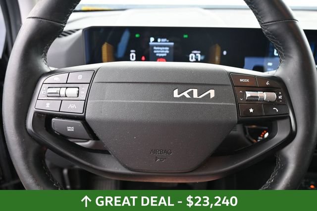 Used 2026 Kia Sportage LX FWD image 29