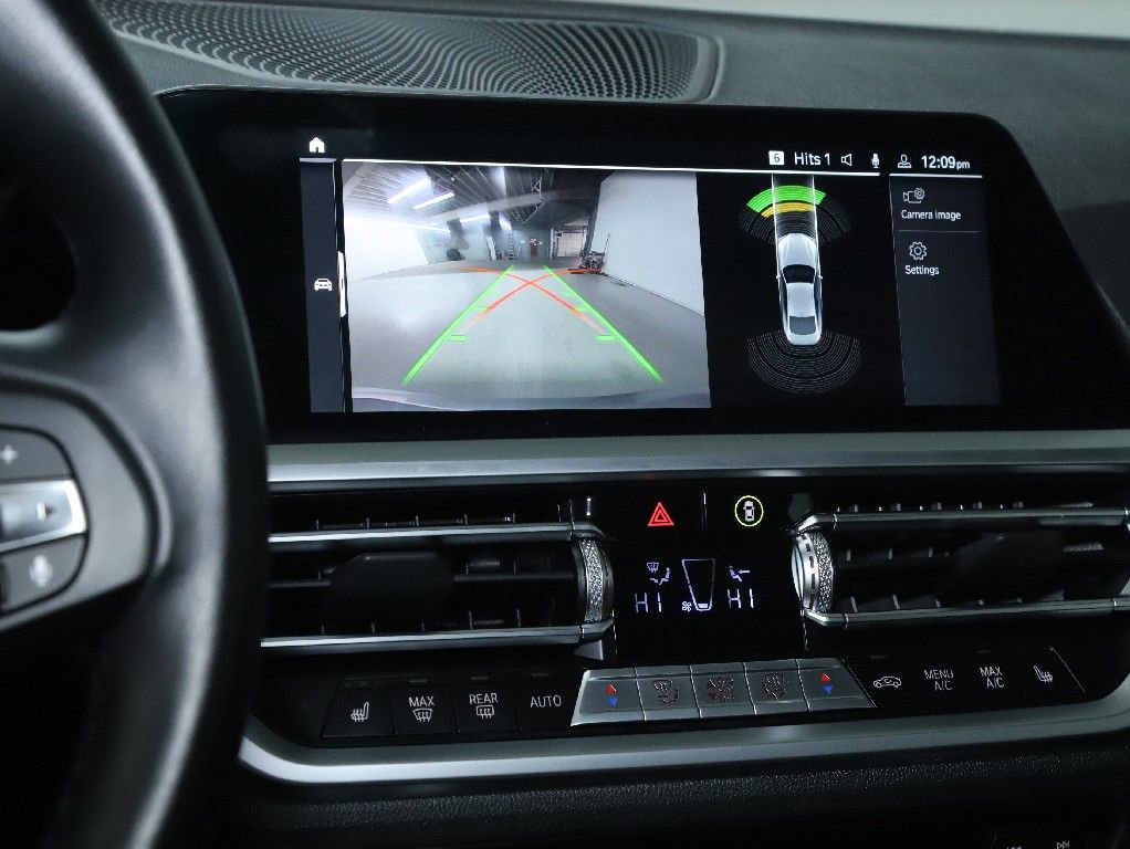 Used 2023 BMW 430i xDrive Coupe w/ Premium Package image 21