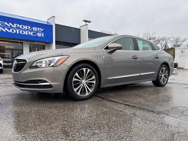 Used 2017 Buick LaCrosse Premium image 2