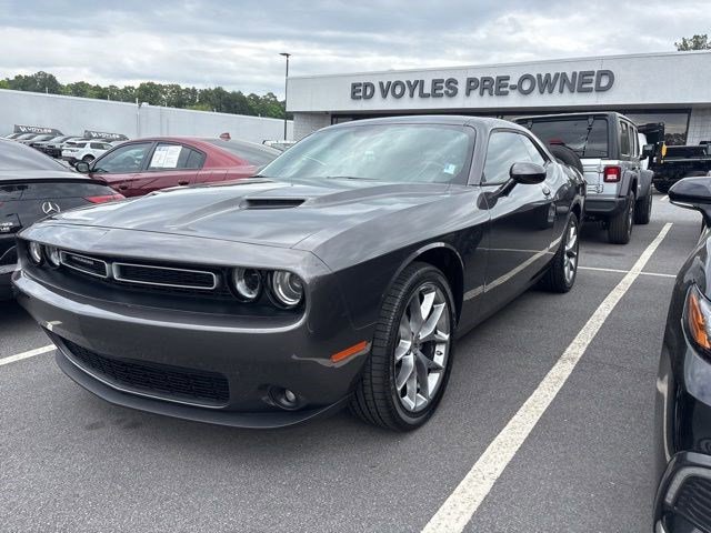 Used 2023 Dodge Challenger SXT w/ Plus Package RWD image 2