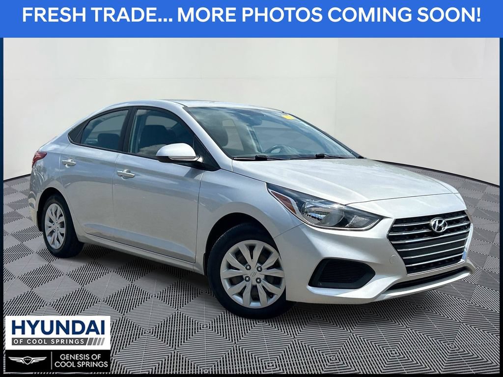 Used 2022 Hyundai Accent SE FWD image 1