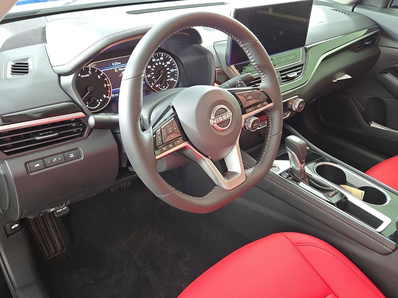 New 2025 Nissan Altima 2.5 SR w/ SR Premium Package image 7