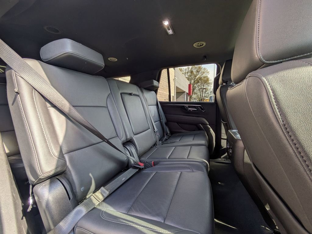 Used 2025 Chevrolet Tahoe LT image 30