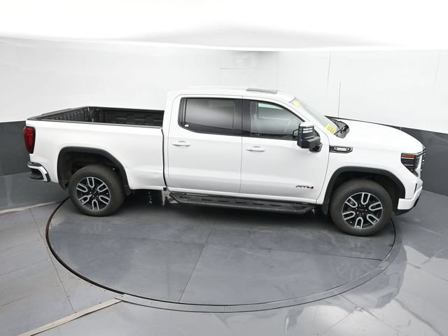 Used 2025 GMC Sierra 1500 AT4 w/ Technology Package AWD/4WD image 35