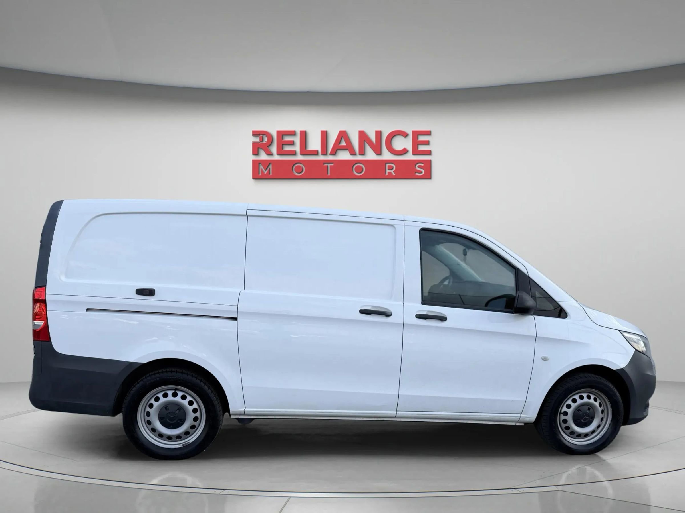Used 2018 Mercedes-Benz Metris image 9