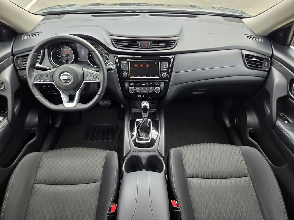 Used 2019 Nissan Rogue SV image 15