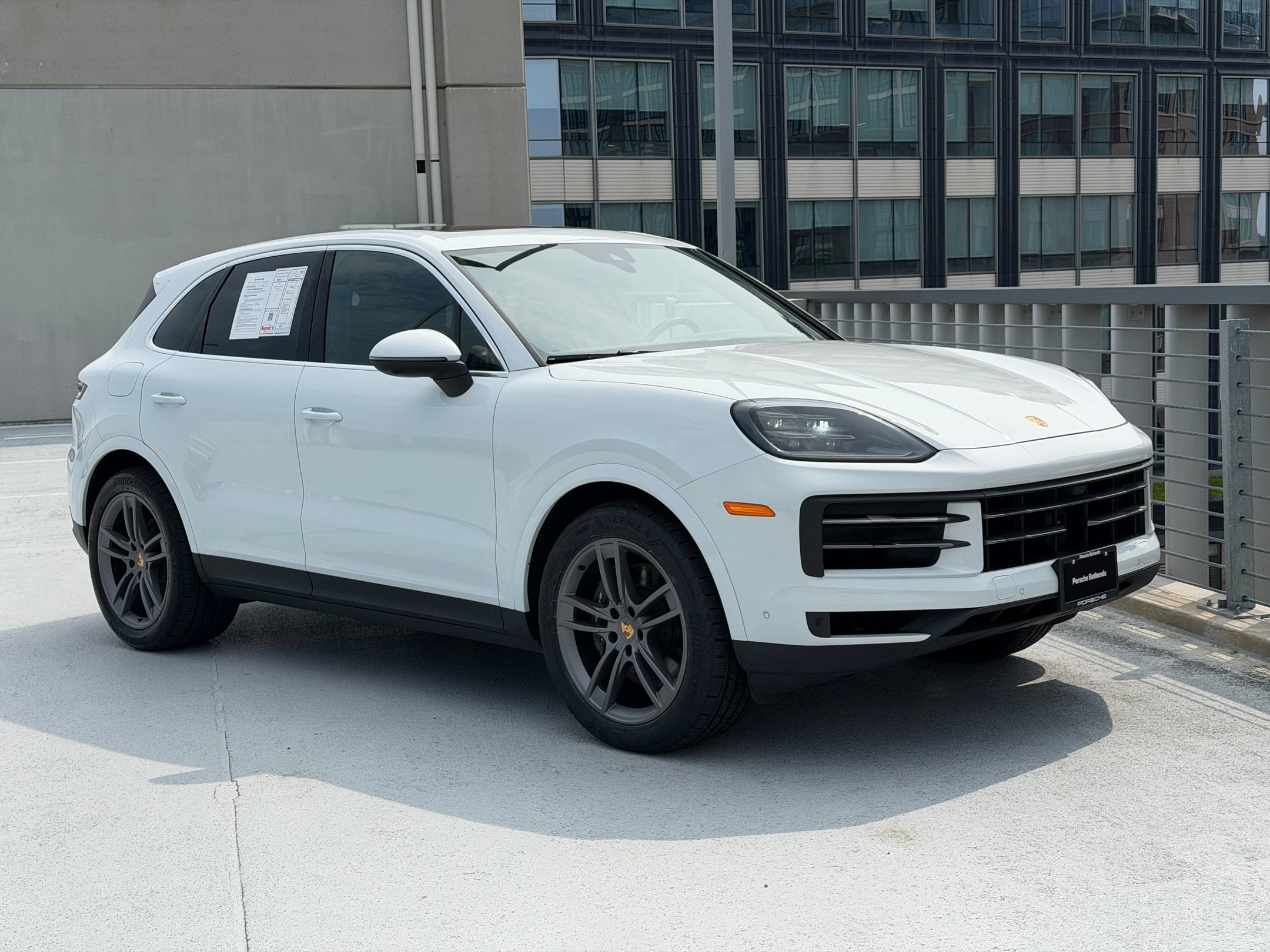 Certified 2024 Porsche Cayenne AWD/4WD image 7