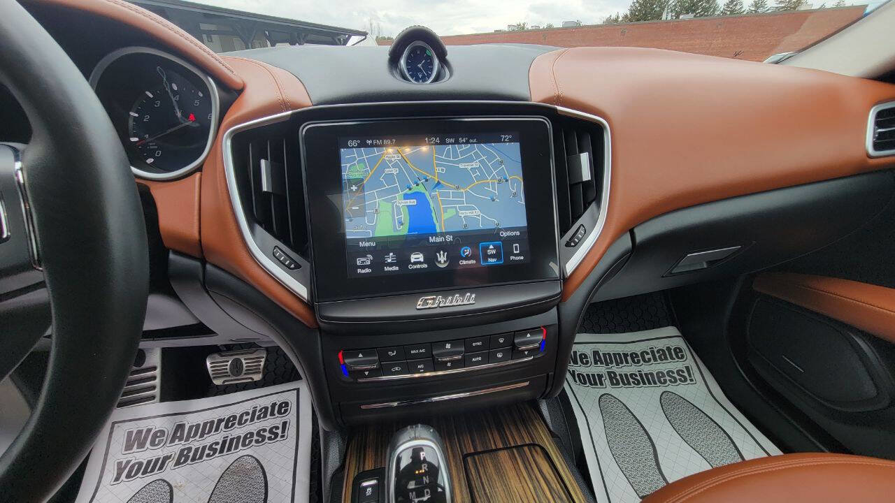 Used 2018 Maserati Ghibli S GranLusso image 15