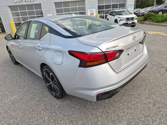 Used 2024 Nissan Altima 2.5 SR FWD image 8