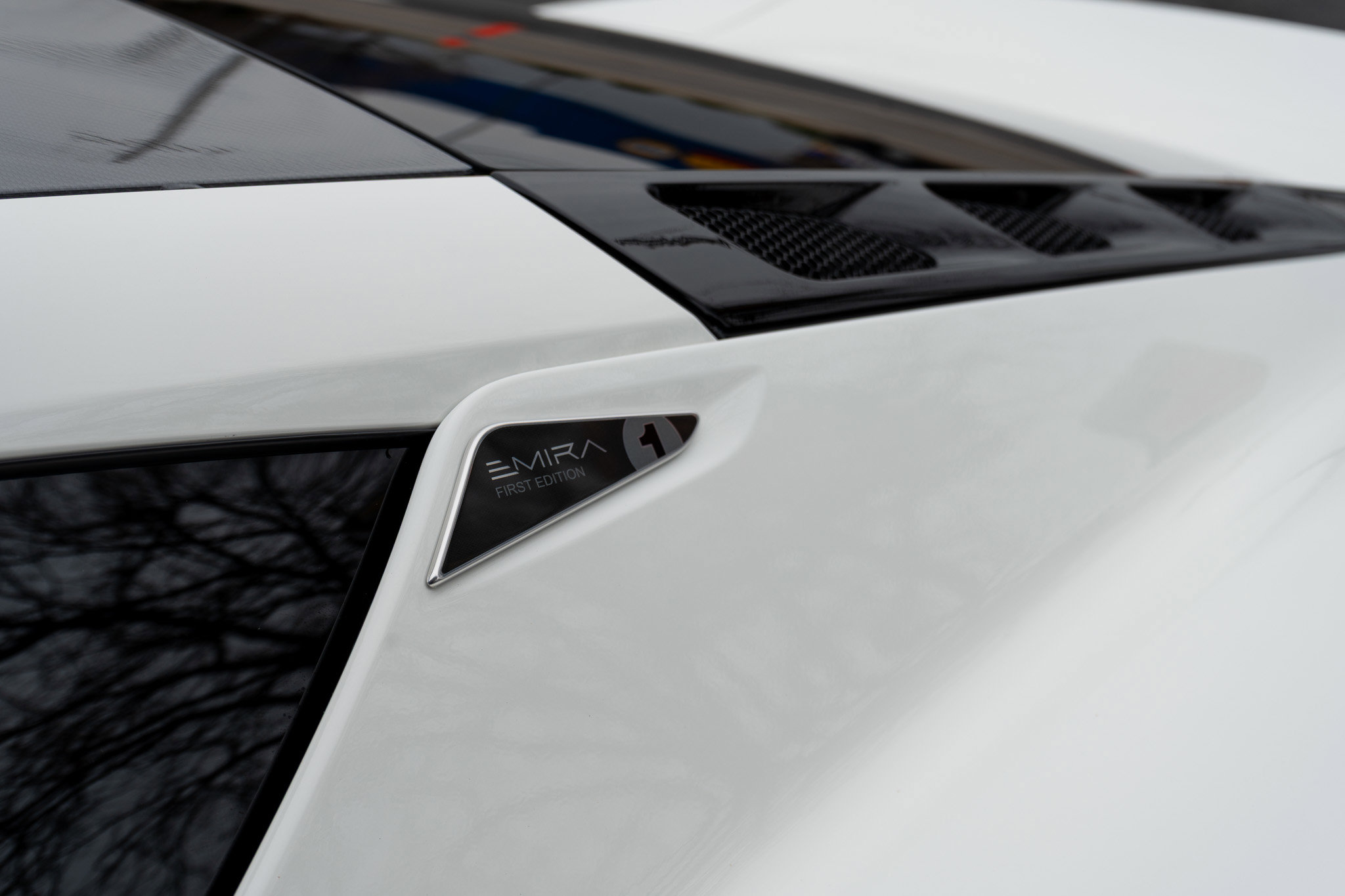 Used 2024 Lotus Emira First Edition image 18