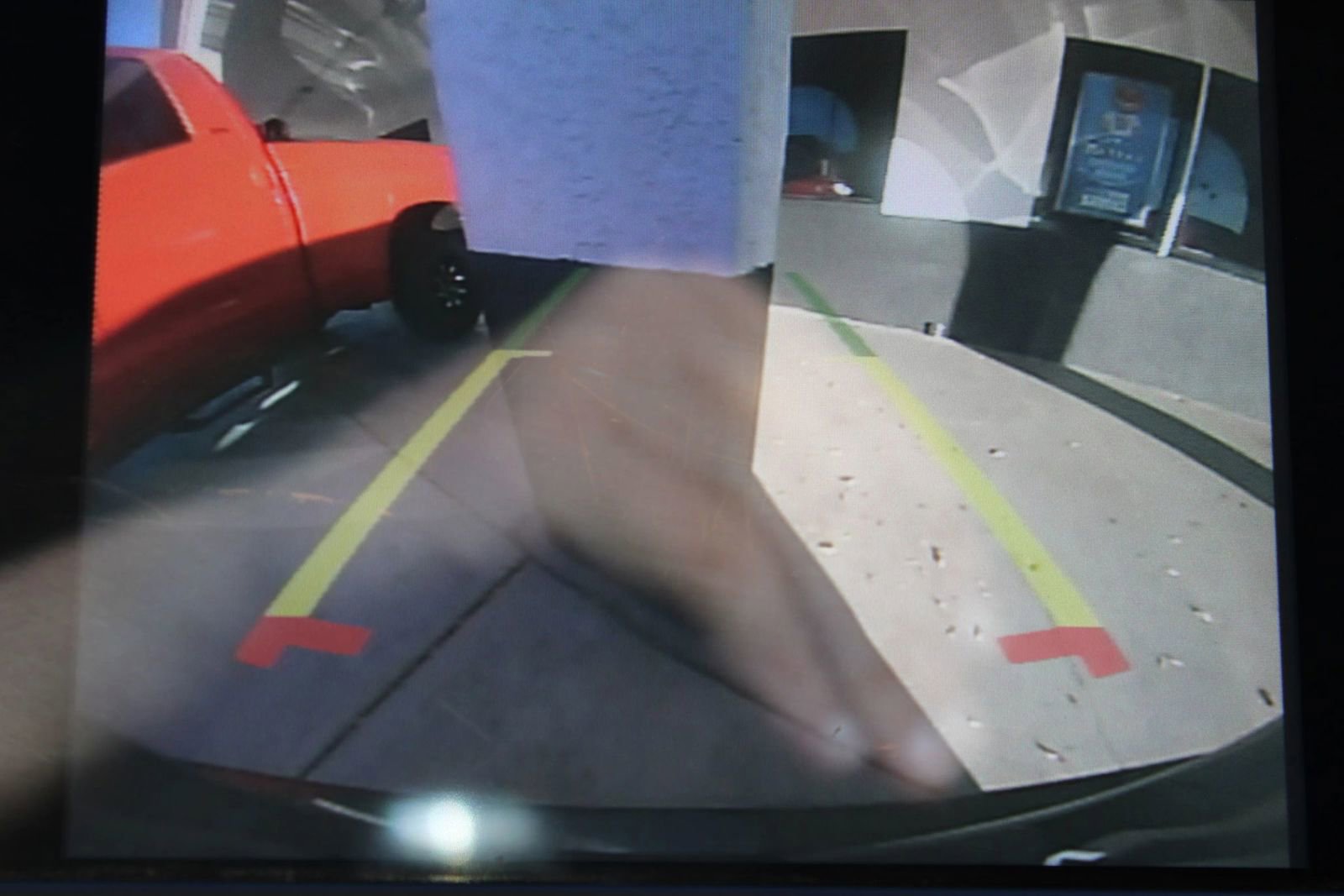 Used 2020 Chrysler Voyager Lxi image 19