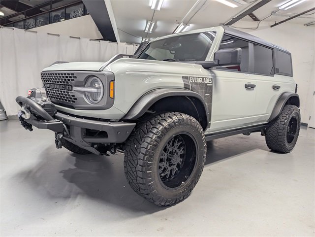 Used 2022 Ford Bronco Everglades image 5