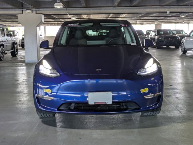Used 2021 Tesla Model Y Long Range AWD/4WD image 2