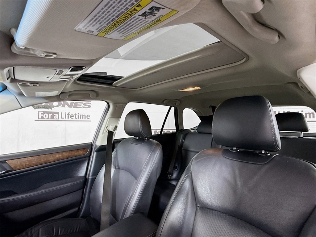 Used 2015 Subaru Outback 2.5i Limited image 11