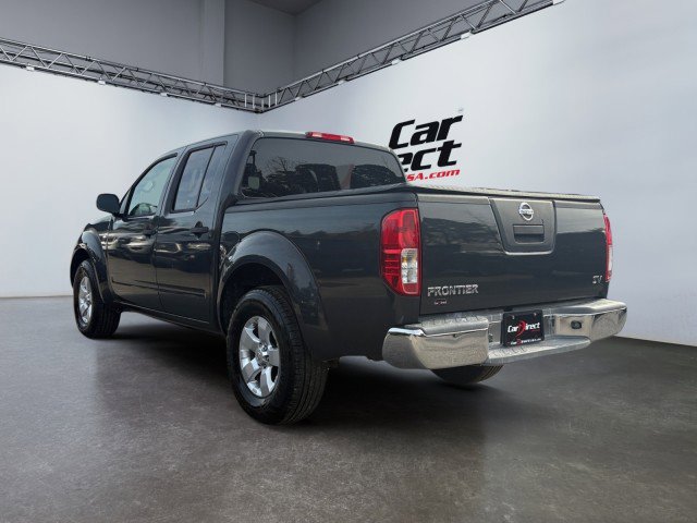 Used 2012 Nissan Frontier SV image 7