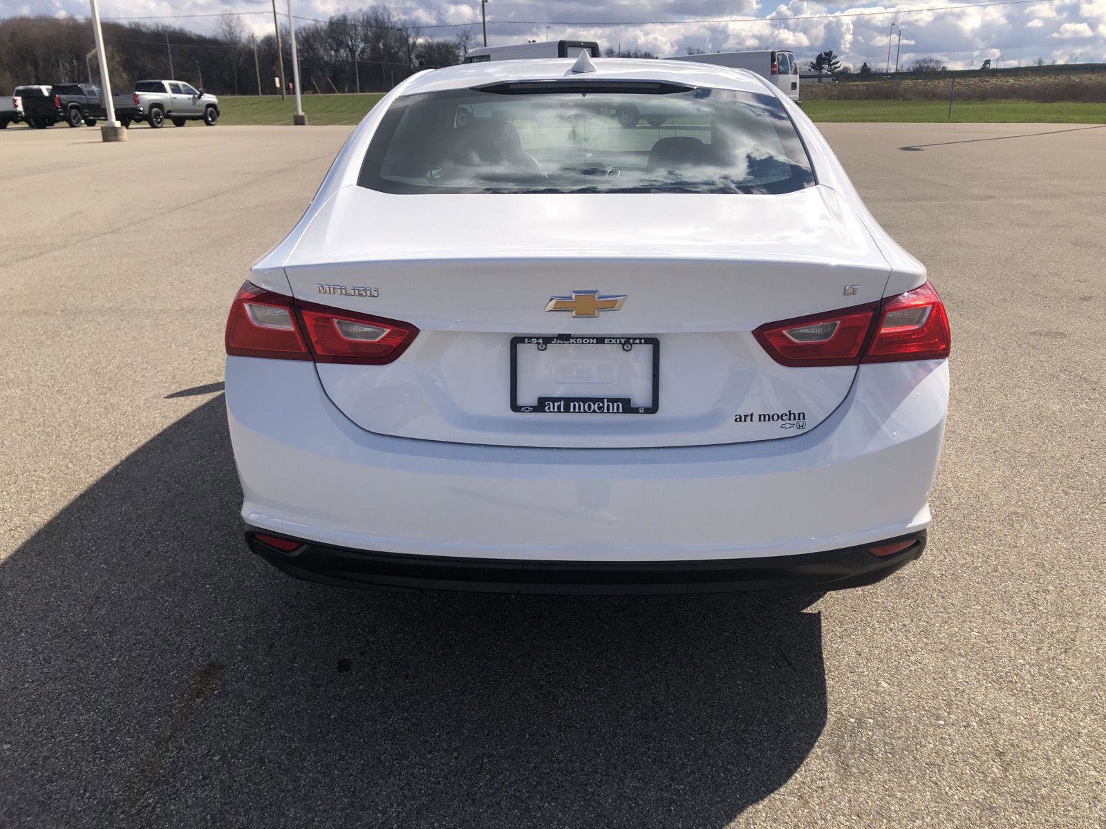 Used 2023 Chevrolet Malibu LT FWD image 3