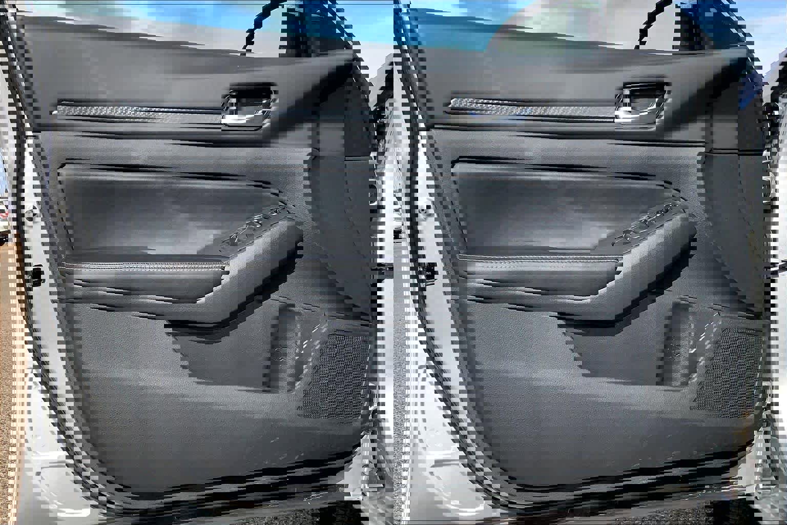 Used 2024 Nissan Altima 2.5 SV image 21