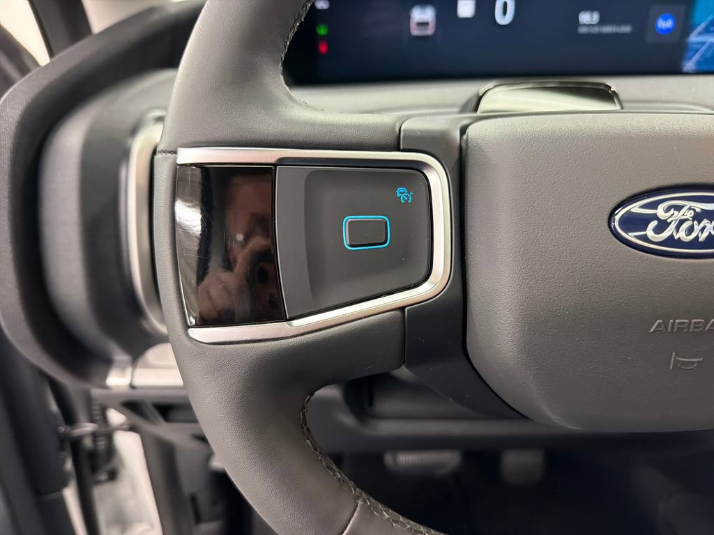 New 2026 Ford Expedition Active image 21