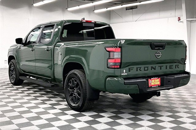 New 2026 Nissan Frontier SV image 3