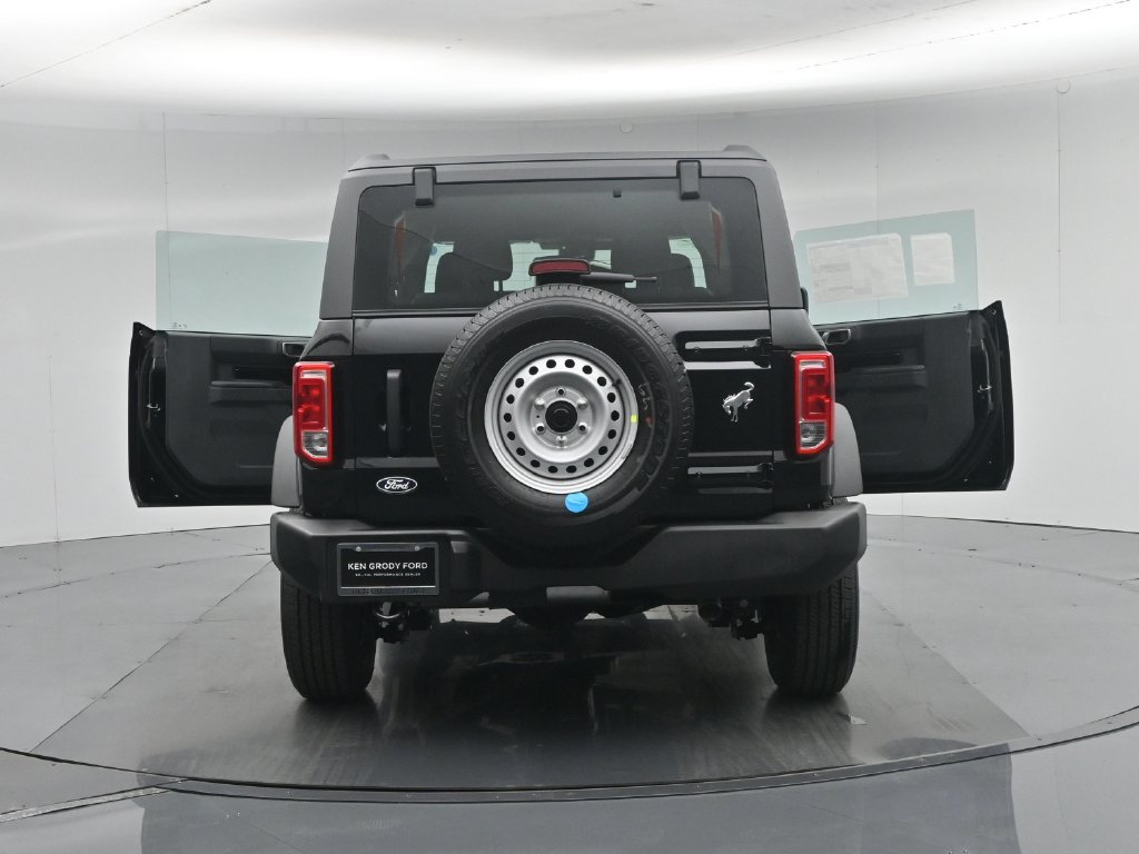 New 2026 Ford Bronco 2-Door AWD/4WD image 30