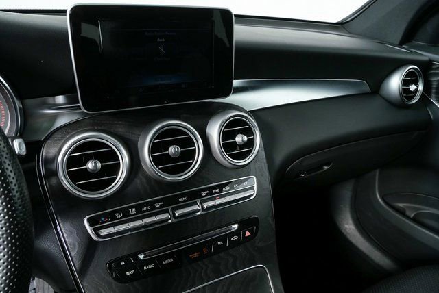 Used 2017 Mercedes-Benz GLC 300 image 11