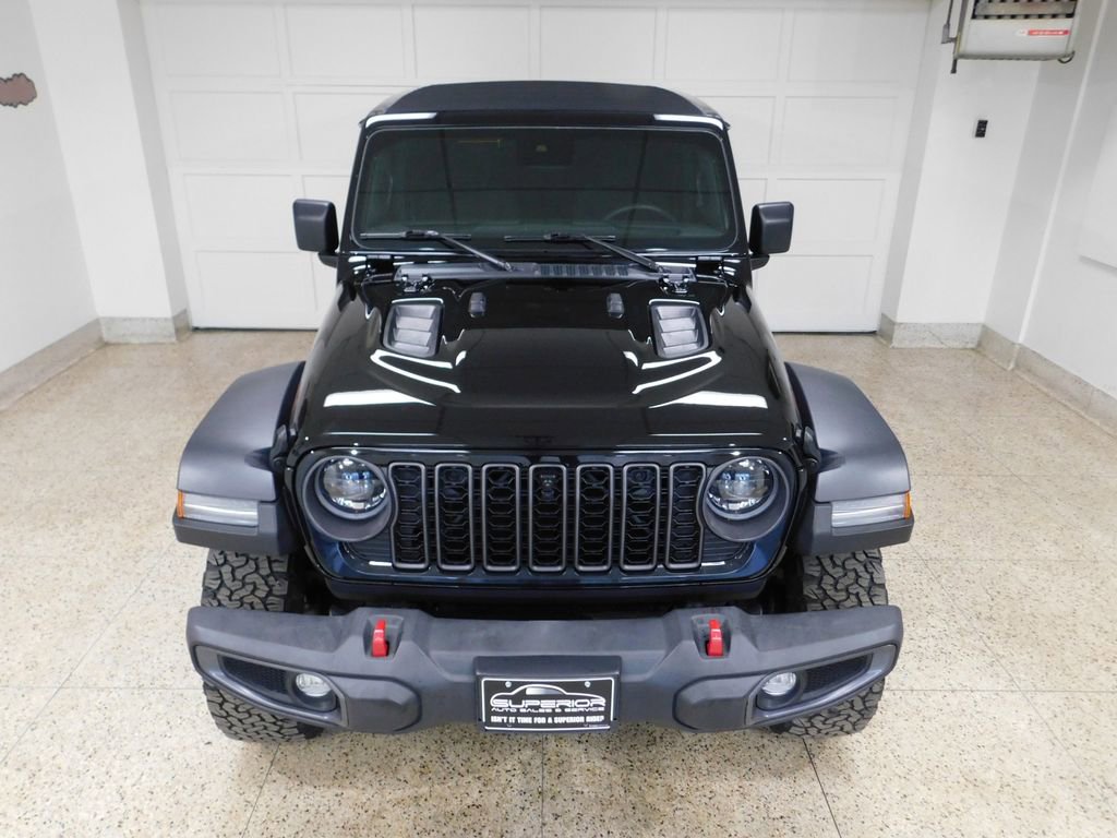 Used 2024 Jeep Wrangler Unlimited Rubicon w/ Technology Group AWD/4WD image 12