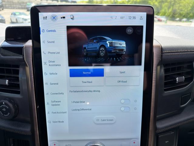 Used 2024 Ford F150 Lightning Lariat AWD/4WD image 39