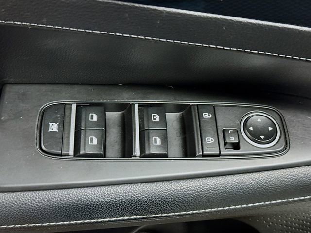 Used 2023 Kia Forte GT-Line w/ GT-Line Premium Package image 11