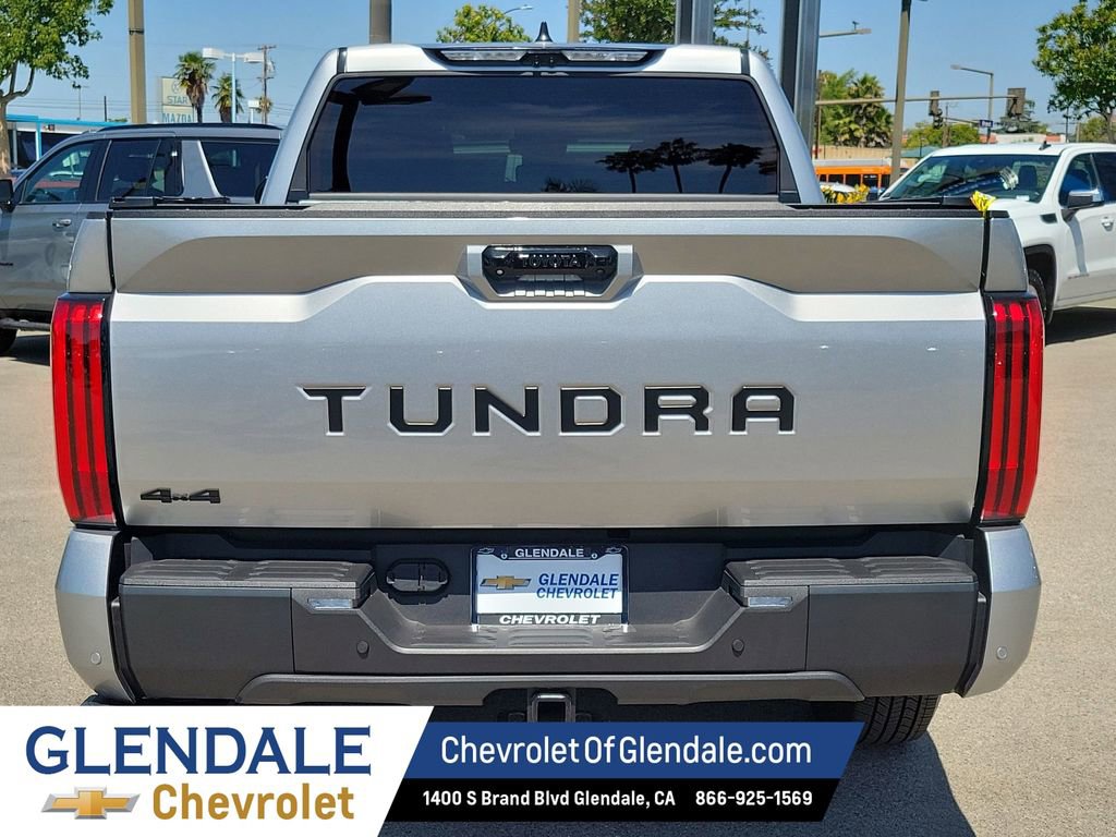 Used 2025 Toyota Tundra Limited AWD/4WD image 13
