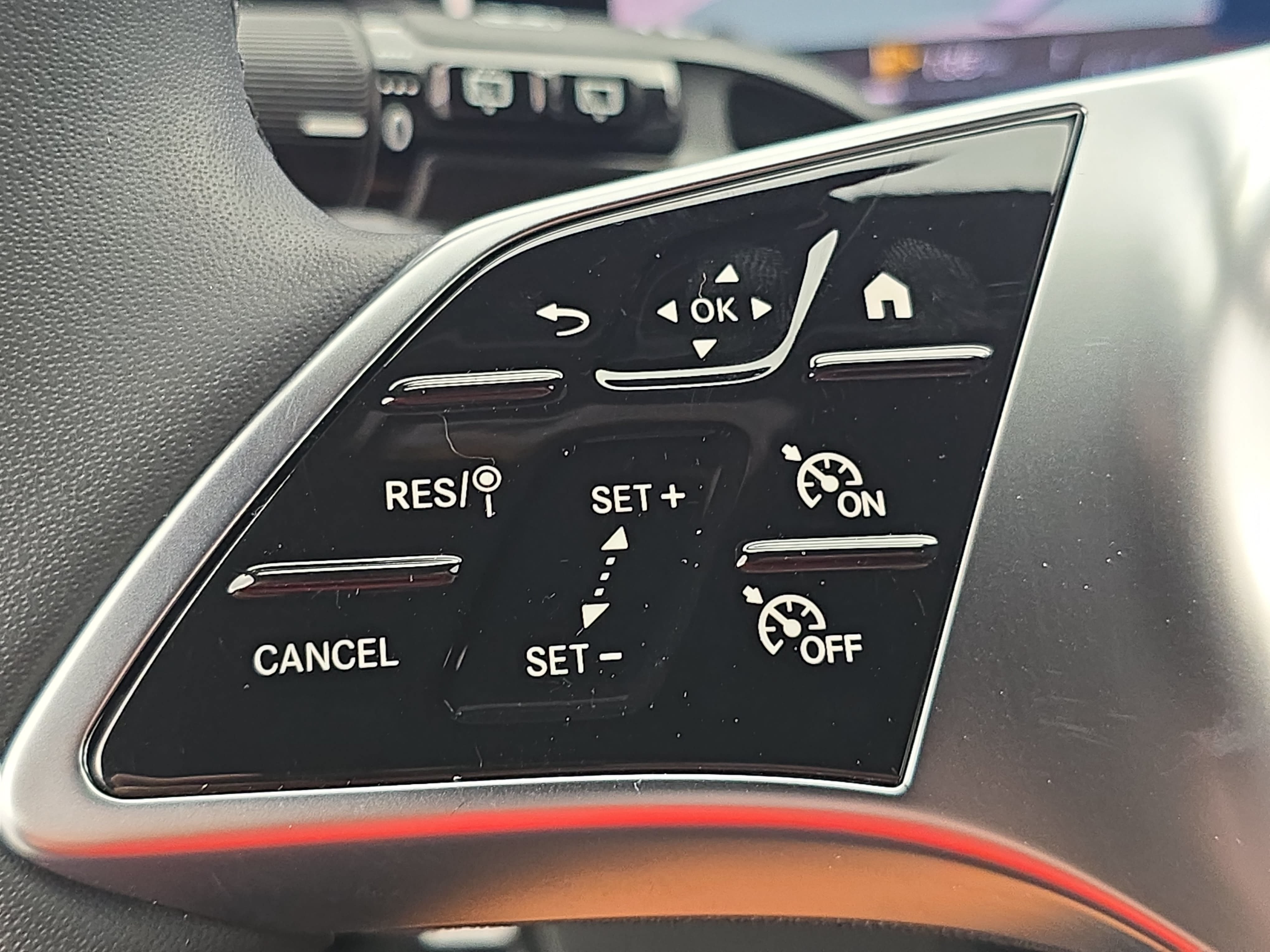 Certified 2026 Mercedes-Benz GLC 300 image 17