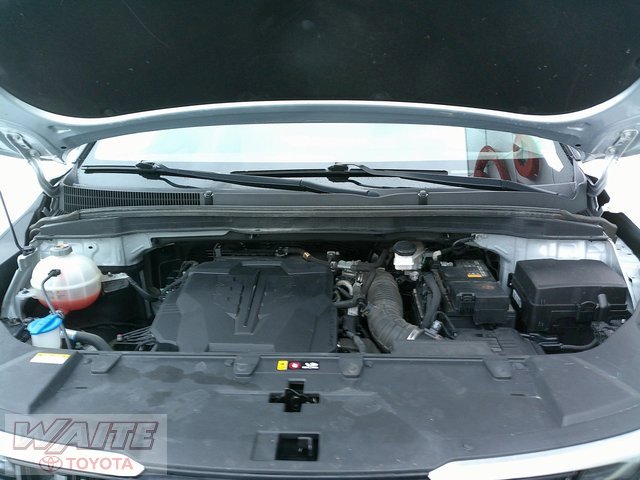 Used 2023 Kia Carnival LX image 7