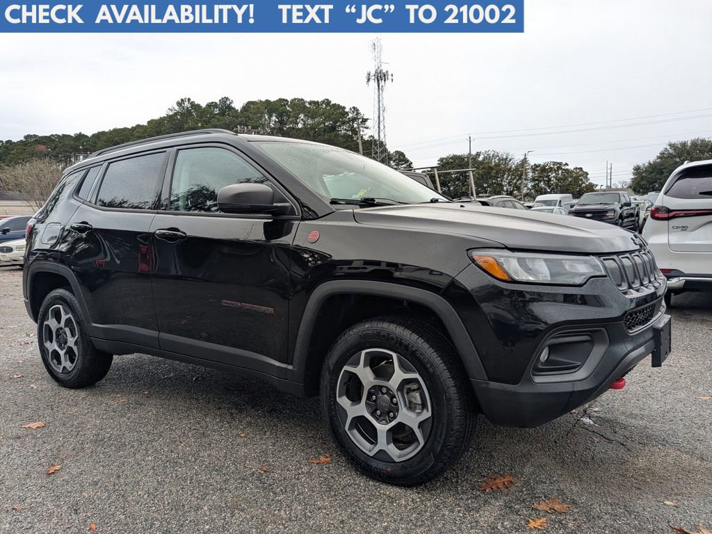 Used 2022 Jeep Compass Trailhawk image 1