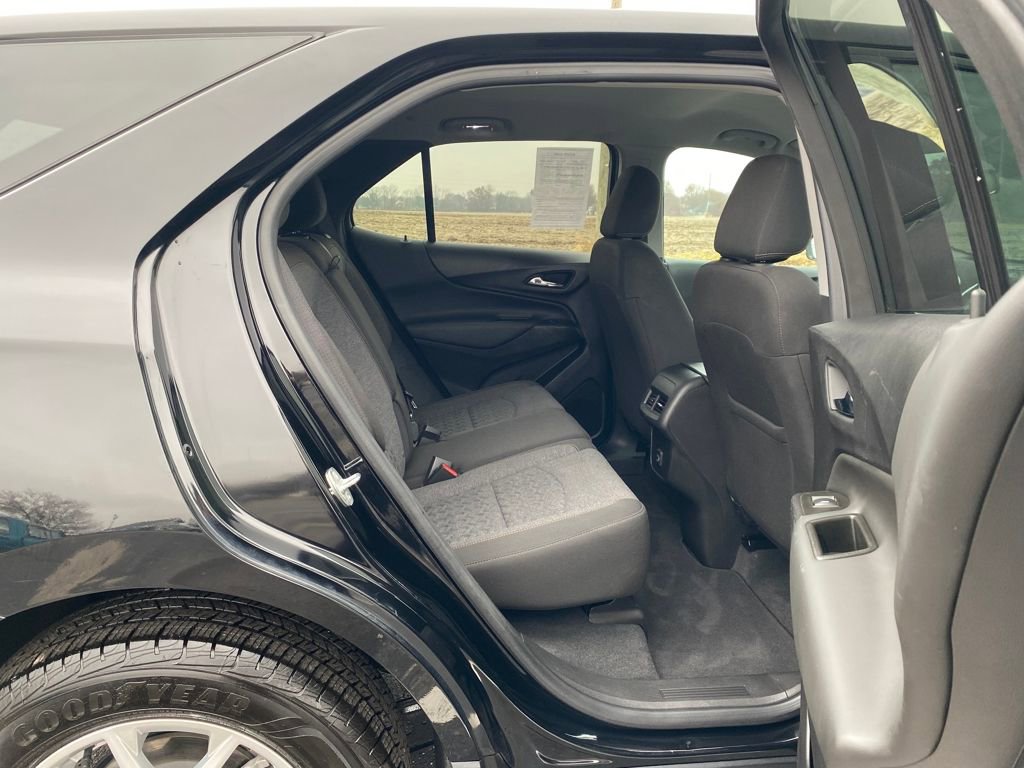 Used 2023 Chevrolet Equinox LT w/ Driver Convenience Package image 15