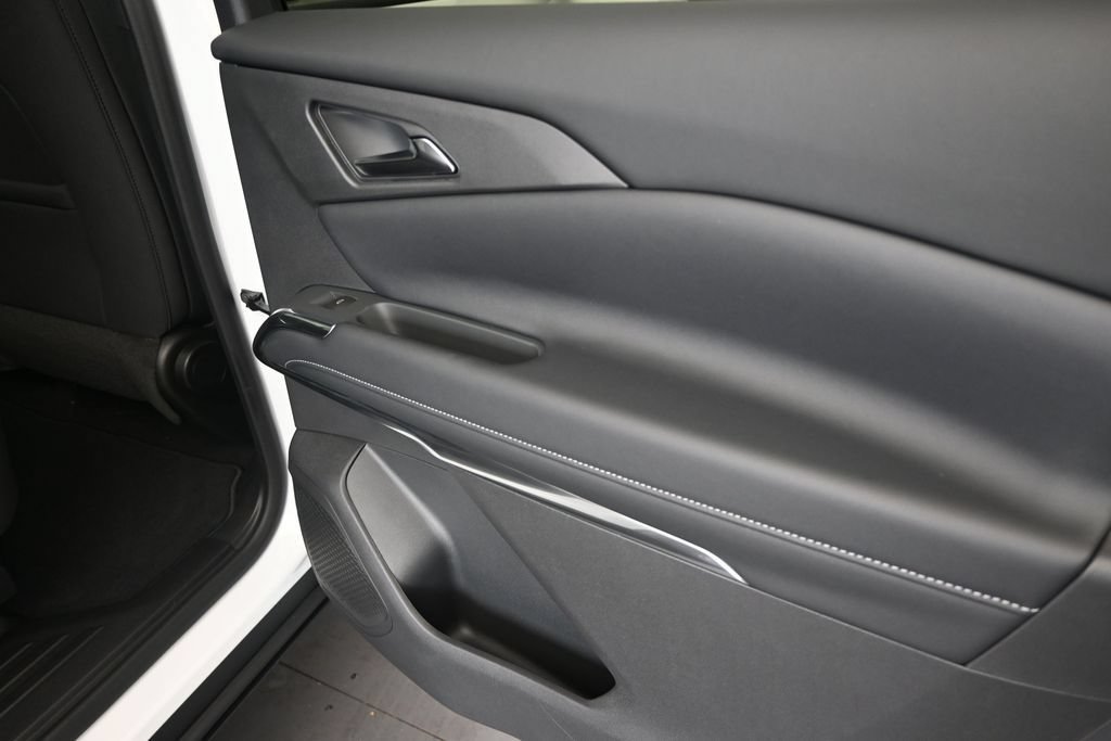 New 2026 Chevrolet Traverse LT FWD image 21