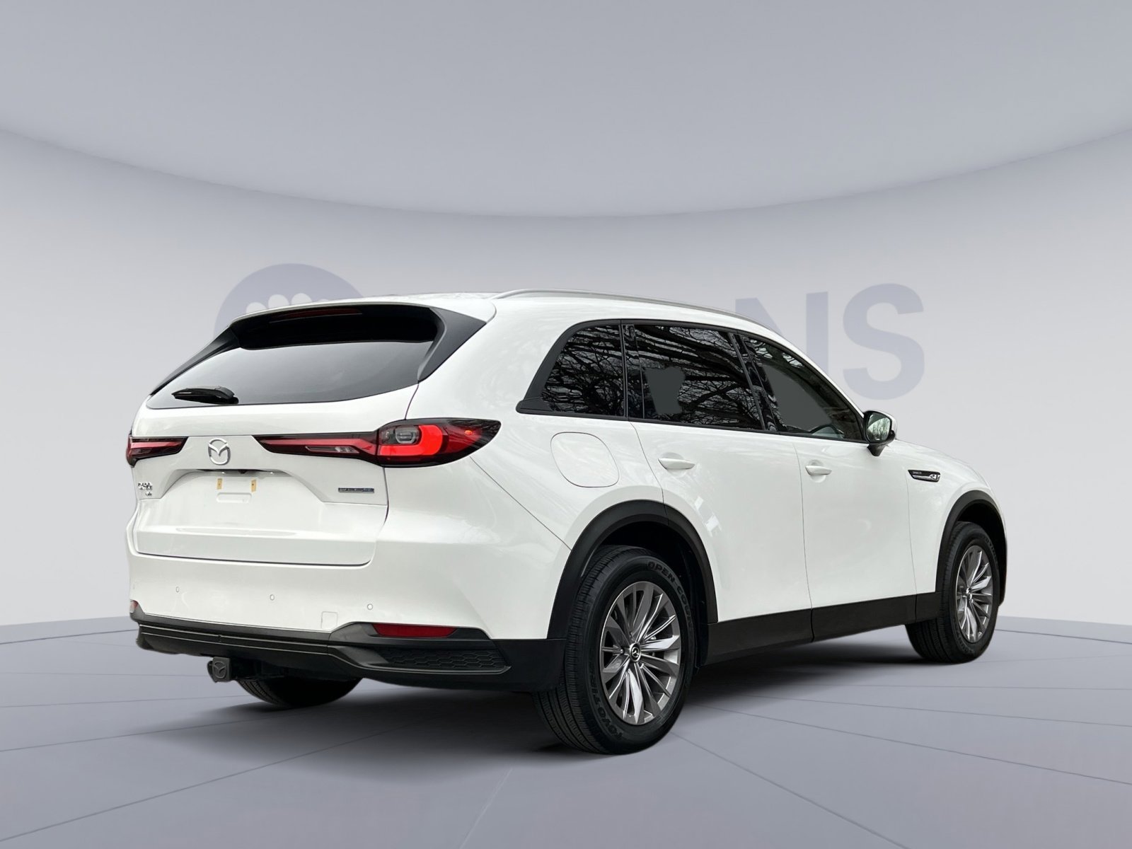 Used 2025 MAZDA CX-90 Plug-In Hybrid w/ Preferred image 5