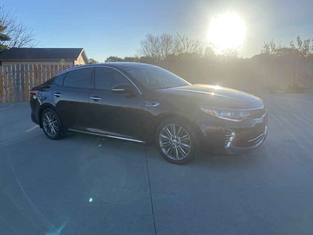 Used 2016 Kia Optima SX w/ Chrome Wheel Package