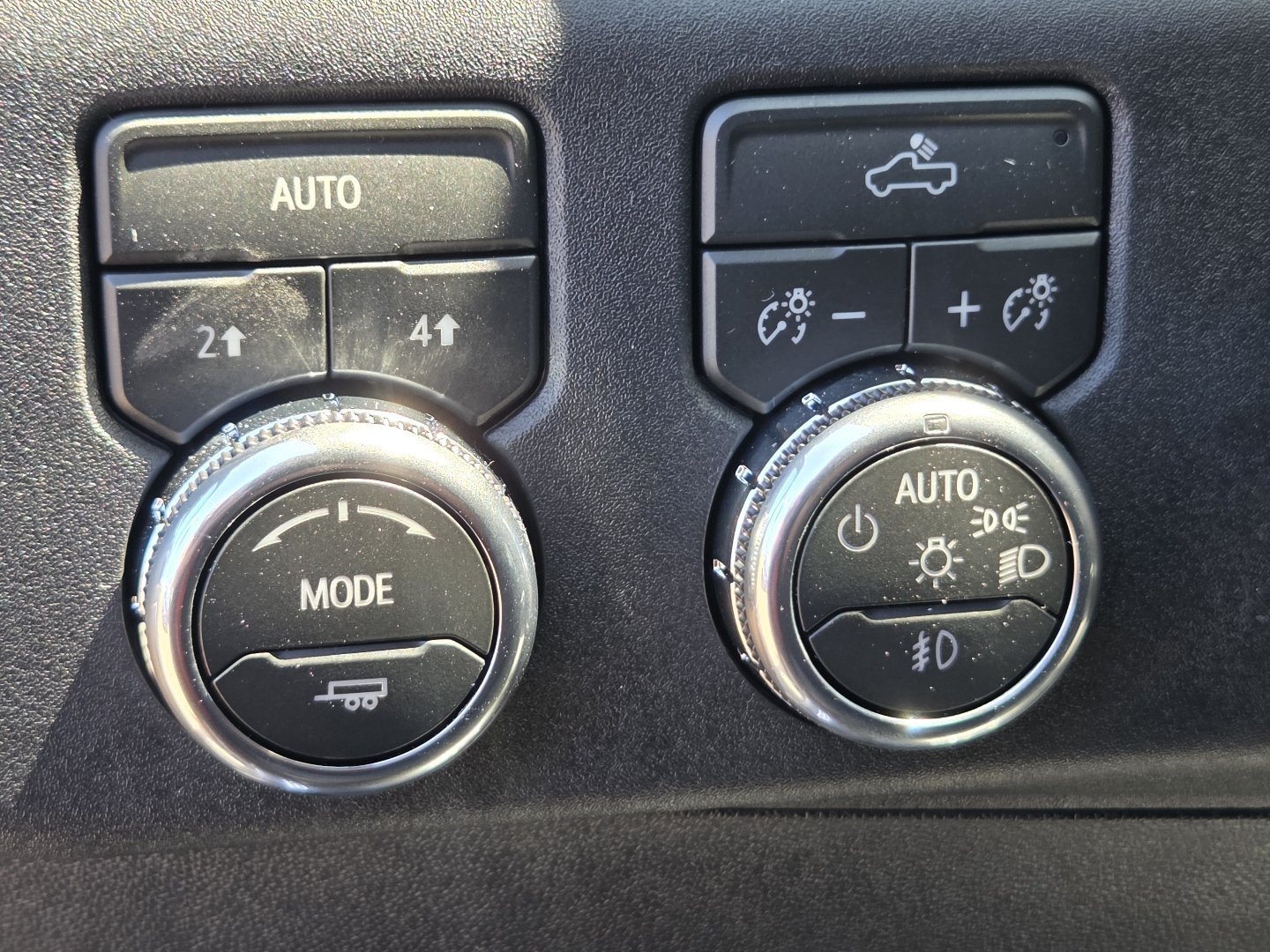New 2026 GMC Sierra 1500 Elevation AWD/4WD image 32